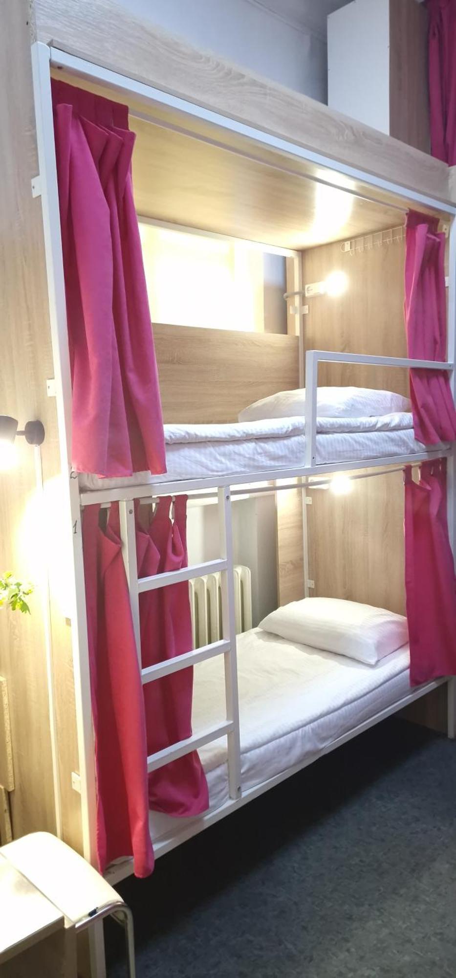 Hostel Capsule Киев Экстерьер фото