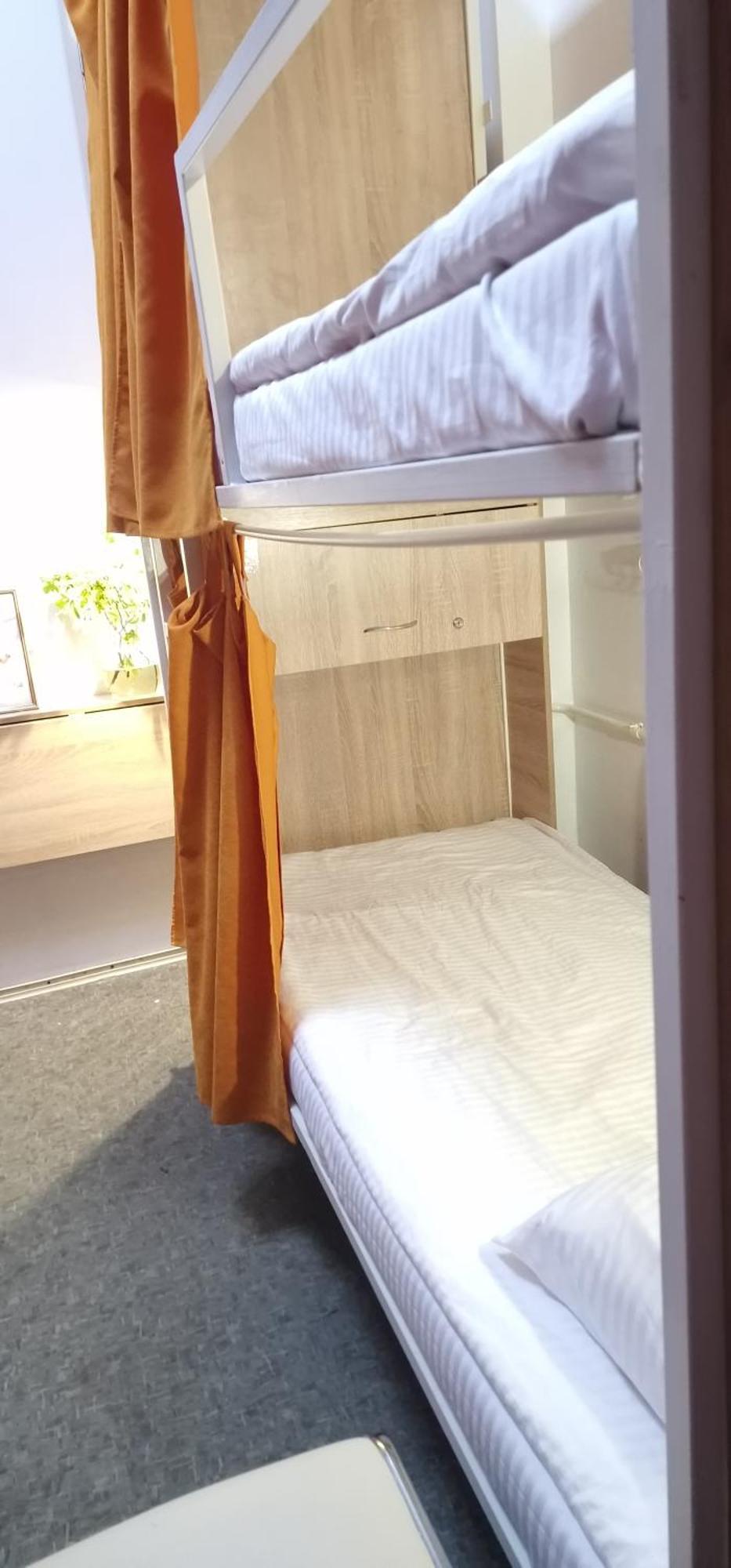 Hostel Capsule Киев Экстерьер фото